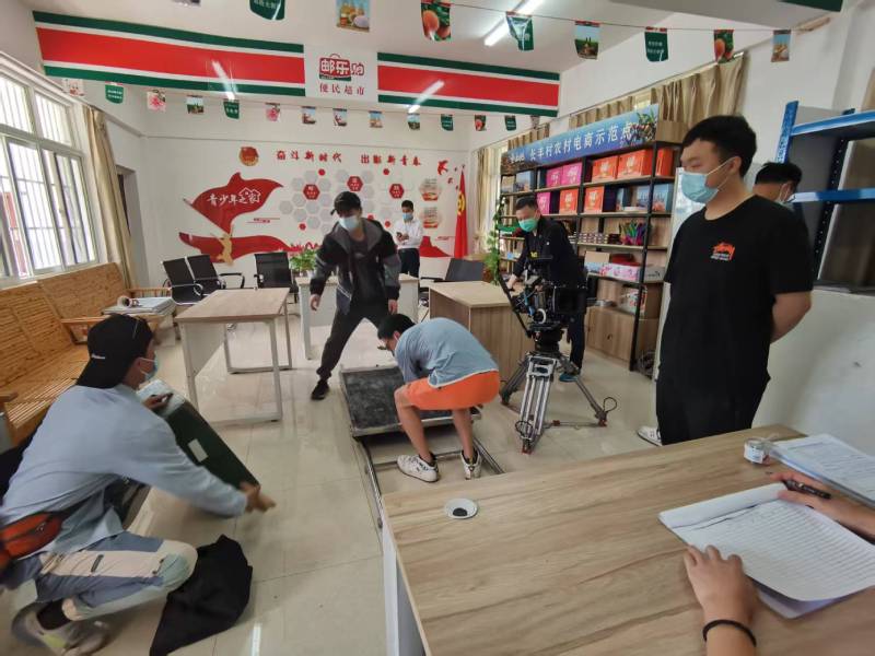 松溪县广告片拍摄公司：极简主义践行者，少即是多的视觉哲学